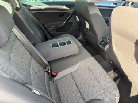 2019 Volkswagen Golf - photo 21
