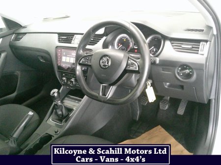 2017 Skoda Octavia - photo 23