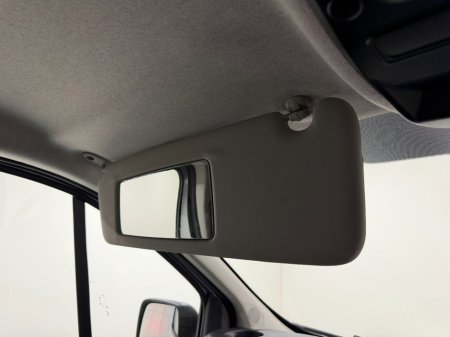 2023 Renault Trafic - photo 17