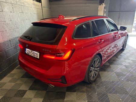 2022 BMW 3-Series - photo 4