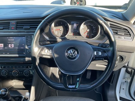 2017 Volkswagen Tiguan - photo 20
