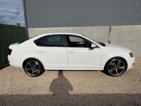 2016 Skoda Octavia - photo 5