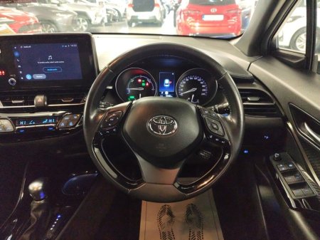 2022 Toyota C-HR - photo 9