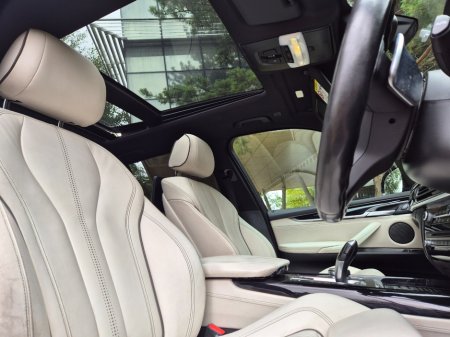 2017 BMW X5 - photo 10