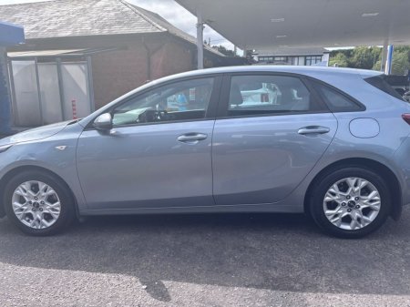2023 Kia Ceed - photo 5