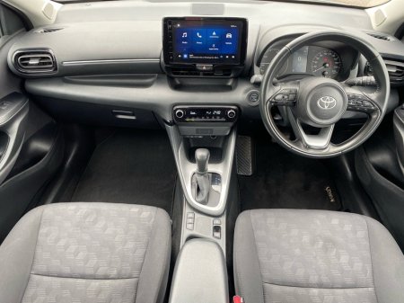 2024 Toyota Yaris - photo 8
