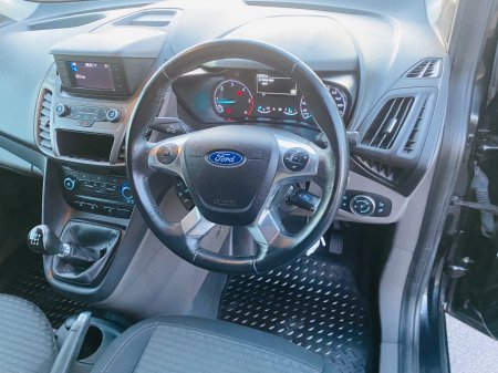 2022 Ford Transit Connect - photo 10