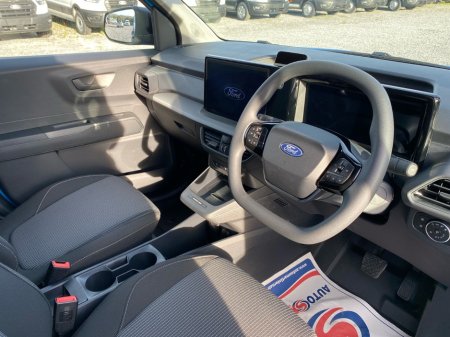 2026 Ford Transit Courier - photo 9