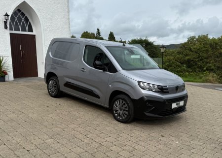 2024 Peugeot Partner