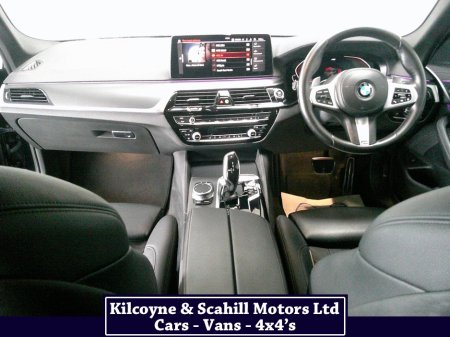 2020 BMW 5-Series - photo 14