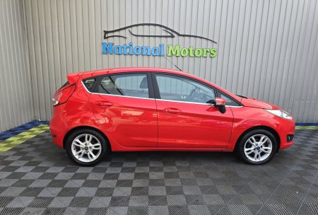 2014 Ford Fiesta - photo 2