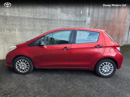 2013 Toyota Yaris - photo 14