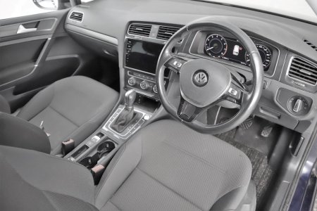 2020 Volkswagen Golf - photo 13