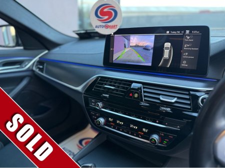 2022 BMW 5-Series - photo 23