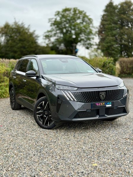 2025 Peugeot 5008 - photo 2