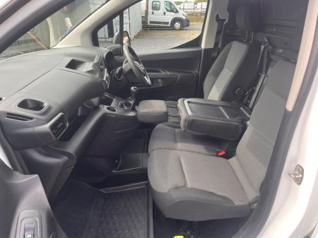 2021 Opel Combo - photo 12