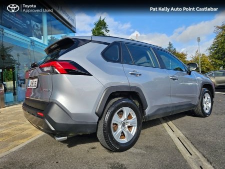 2020 Toyota RAV4 - photo 2