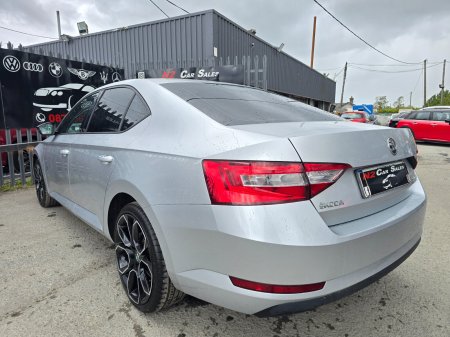2016 Skoda Superb - photo 11
