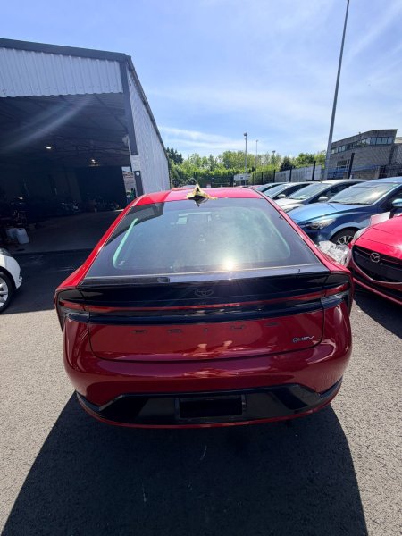 2023 Toyota Prius - photo 13