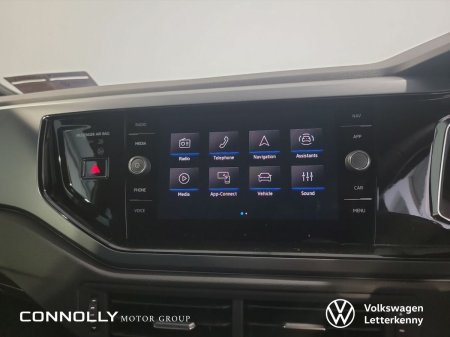 2025 Volkswagen Polo - photo 9