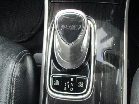 2017 Mitsubishi Outlander - photo 17