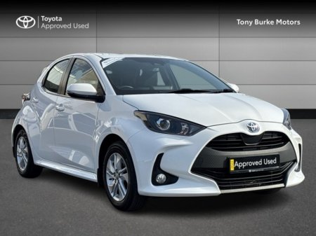 2020 Toyota Yaris Hybrid - New Generation - Luna Edition - 1.5 - 5dr - Full TOYOTA Service History // Remote Central L