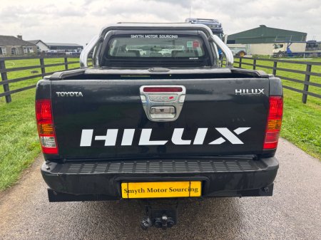 2008 Toyota Hilux - photo 16
