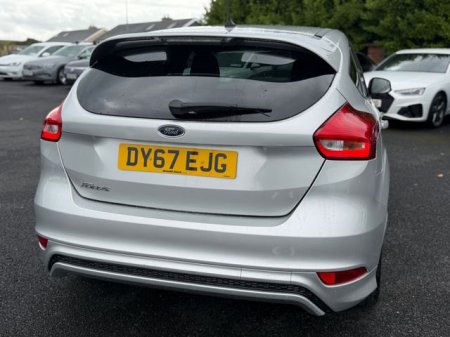 2017 Ford Focus - photo 5