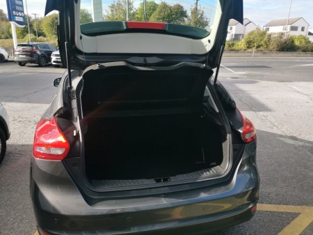 2016 Ford Focus - photo 8