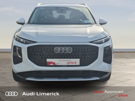 2026 Audi Q3 - photo 2