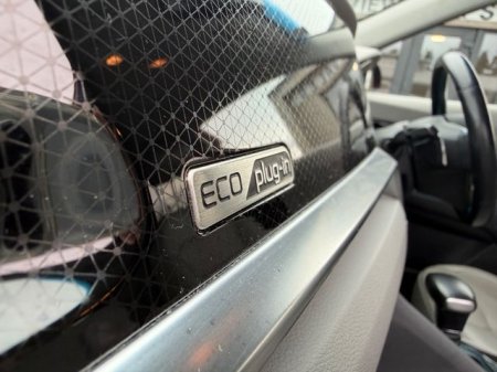2020 Kia Niro - photo 11