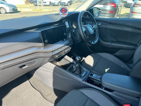 2023 Skoda Octavia - photo 2