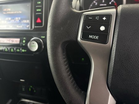 2017 Toyota Land Cruiser - photo 14