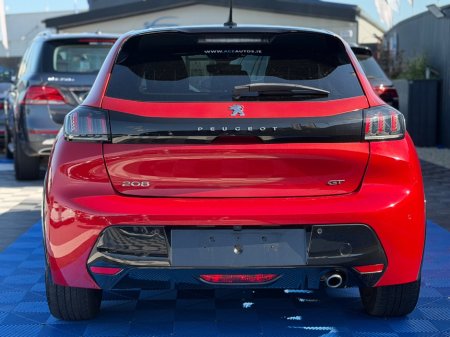 2021 Peugeot 208 - photo 6