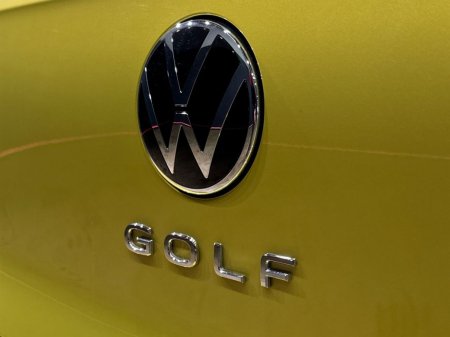 2024 Volkswagen Golf - photo 11