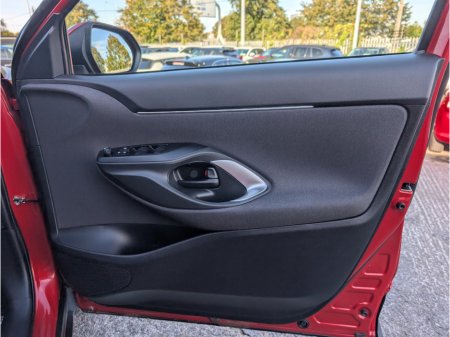 2025 Toyota Yaris Cross - photo 11