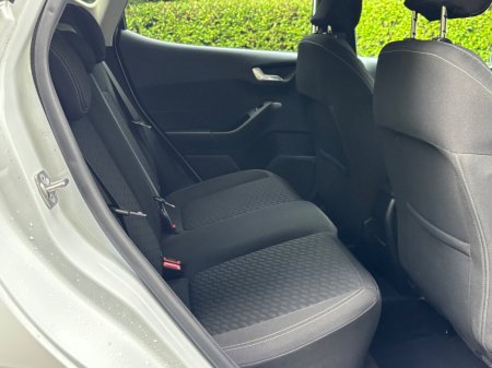 2023 Ford Fiesta - photo 9
