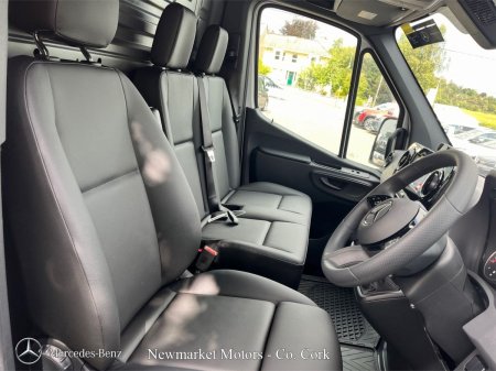 2027 Mercedes-Benz Sprinter - photo 15