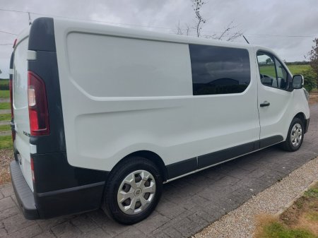 2023 Renault Trafic - photo 28