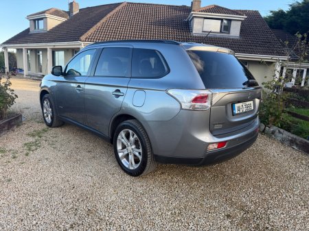 2014 Mitsubishi Outlander - photo 3