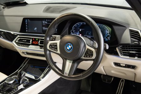 2022 BMW X5 - photo 9