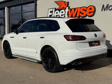 2023 Volkswagen Touareg - photo 6