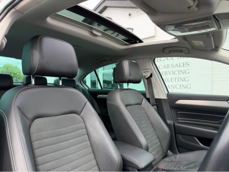 2022 Volkswagen Passat - photo 16
