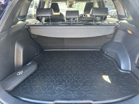2022 Toyota RAV4 - photo 10