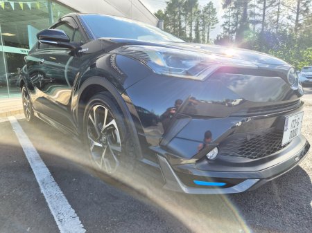 2017 Toyota C-HR - photo 2