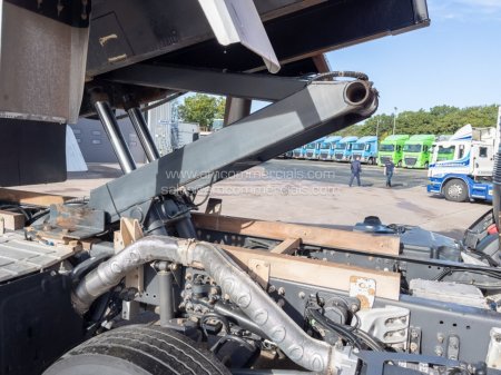 2022 VOLVO FMX 420 - photo 27