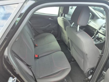 2017 Ford Focus - photo 9