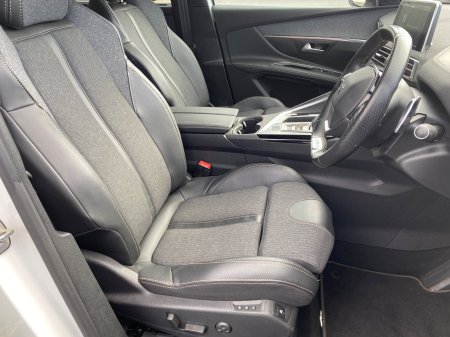 2021 Peugeot 5008 - photo 13