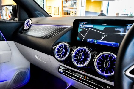 2026 Mercedes-Benz GLA - photo 18