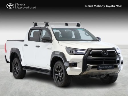 2025 Toyota Hilux Invincible Double Cab Auto